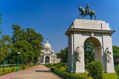 INDIA - NOV 26, 2023: Kalkütalı Rahibe Teresa 'nın Mezarı, yaygın olarak Rahibe Teresa olarak bilinir, hayatının çoğunu Hindistan' da geçirmiş bir Katolik misyoner. Kolkata 'nın Simgesi