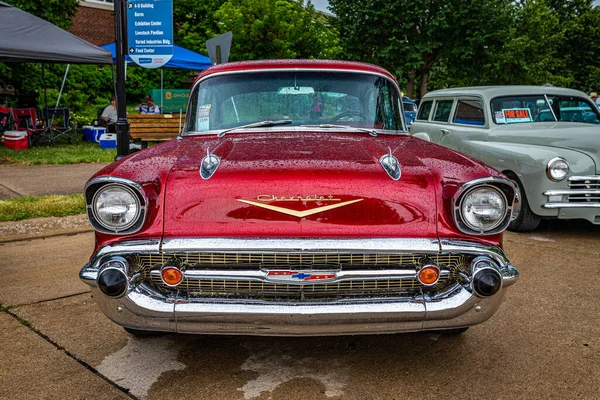 Des Moines July 2022 High Perspective Front View 1949 Chevrolet — 스톡 사진