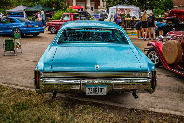 Des Moines July 2022 High Perspective Back View 1972 Chevrolet — 스톡 사진
