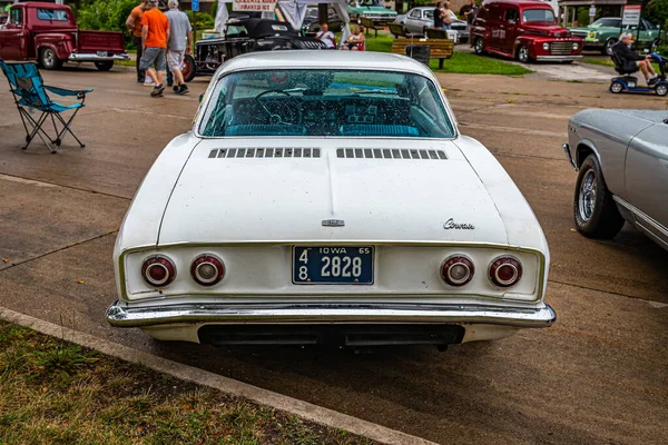 Des Moines 2022 Július Magas Kilátások Egy 1965 Chevrolet Corvair — Stock Fotó