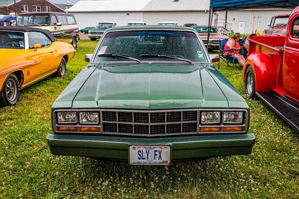 Des Moines July 2022 High Perspective Front View 1979 Ford — 스톡 사진