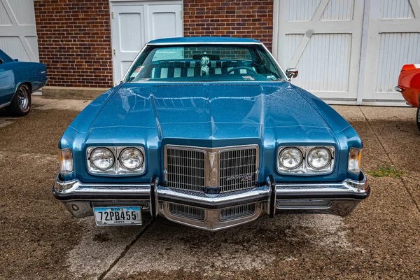 Des Moines July 2022 High Perspective Front View 1972 Pontiac — Stock Photo, Image