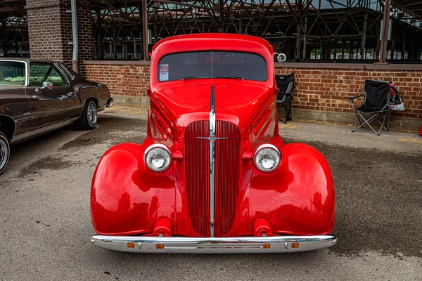 Des Moines July 2022 High Perspective Front View 1936 Chevrolet — 스톡 사진