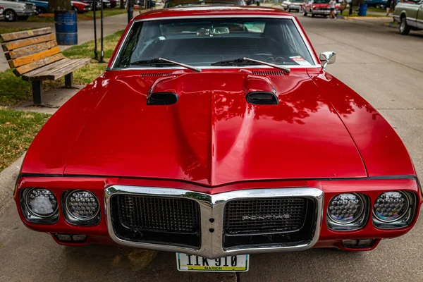 Des Moines July 2022 High Perspective Front View 1969 Pontiac — Stock Photo, Image