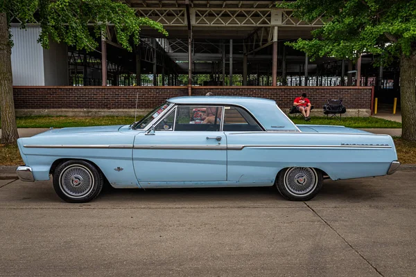 Des Moines July 2022 High Perspective Side View 1965 Ford — 스톡 사진