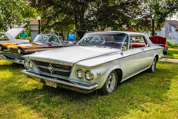 Des Moines Juli 2022 Högt Perspektiv Främre Hörnet 1963 Chrysler — Stockfoto