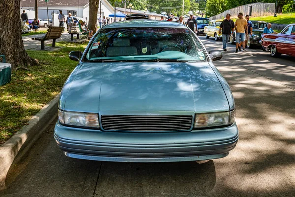 Des Moines Juli 2022 Hochperspektivische Frontansicht Eines Chevrolet Caprice Kombi — Stockfoto