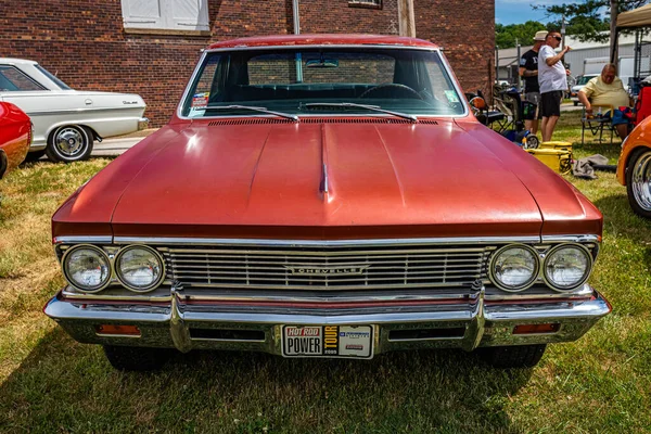 Des Moines Lipca 2022 High Perspective Front View 1966 Chevrolet — Zdjęcie stockowe