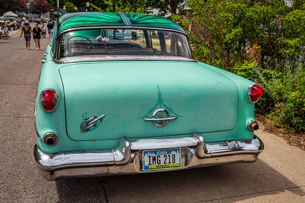 Des Moines July 2022 Висока Перспектива Заднього Огляду 1955 Oldsmobile — стокове фото