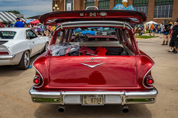 Des Moines July 2022 High Perspective Rear View 1958 Chevrolet — 图库照片