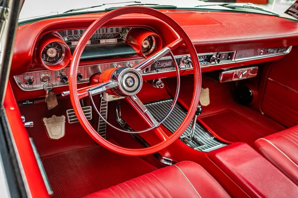 Des Moines July 2022 High Perspective Interior View 1963 Ford — Stock Photo, Image