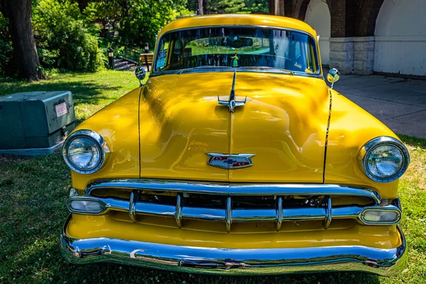 Des Moines July 2022 High View Front View 1954 Chevrolet — 스톡 사진
