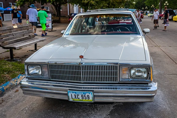 Des Moines July 2022 High Perspective Front View 1979 Chevrolet — 스톡 사진