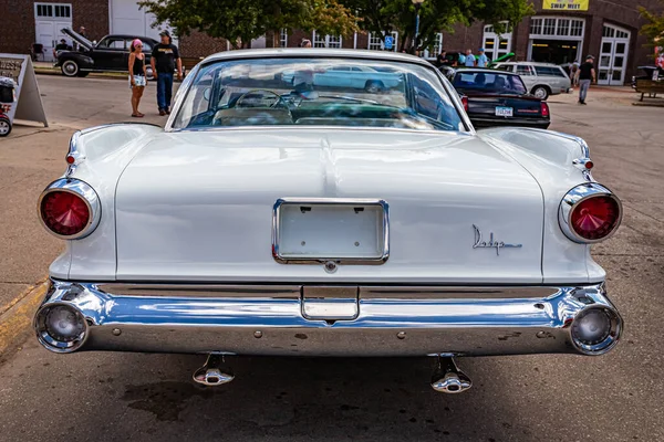 Des Moines July 2022 High Perspective Back View 1960 Dodge — 스톡 사진