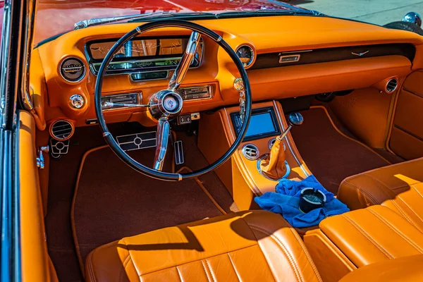 Des Moines Juli 2022 Hochperspektivische Detailansicht Eines Cadillac Series Cabrio — Stockfoto