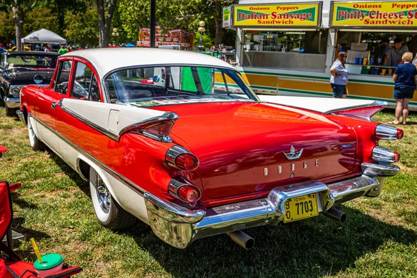 Des Moines Juli 2022 Högt Perspektiv Bakre Hörnet 1959 Dodge — Stockfoto