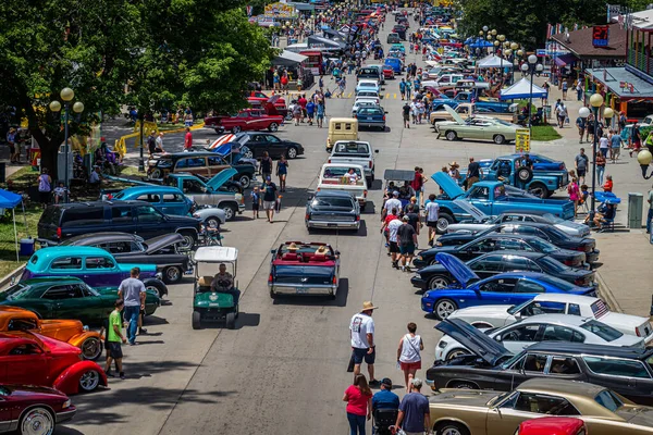 Des Moines Július 2022 Széles Látószögű Parkoló Veterán Autók Egy — Stock Fotó