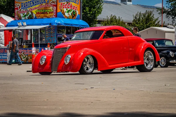Des Moines July 2022 Wide Angle Front View Ford Coupe — стокове фото