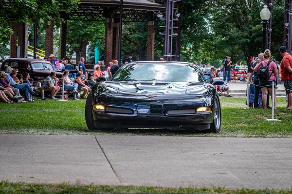 Des Moines Juli 2022 Weitwinkel Frontansicht Einer Chevrolet Corvette Z06 lizenzfreie Stockbilder