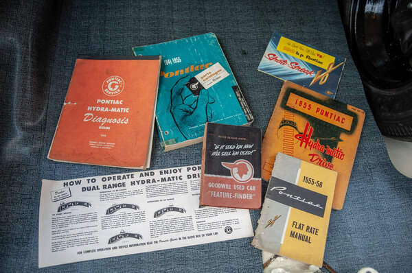 Мбаппе, Саинт - Пейбург - 1 1 0, 2 0 1 9: старый ретро-автомобиль, ретро-автомобиль, газета "Советский спорт" и другие