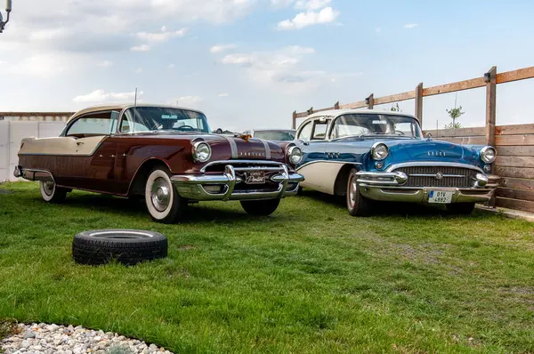 Classic Cars Park — Stock Photo, Image