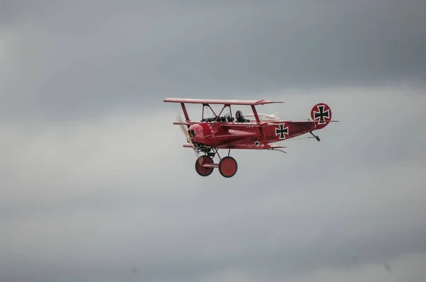 Velho Avião Céu — Fotografia de Stock