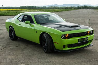 Chevrolet Camaro 2721 ekranda.