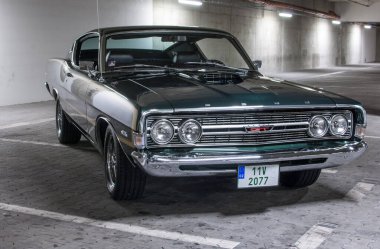 Ford 5, 9, 7, 16, 16.