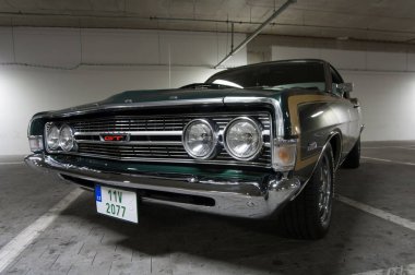 Chevrolet Camaro ekranda