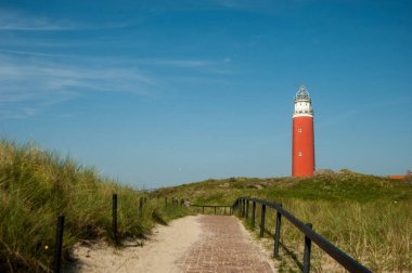 Sahildeki deniz feneri