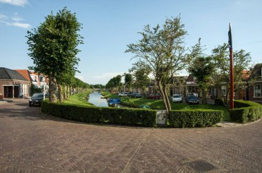 Hollanda 'daki eski şehrin güzel manzarası