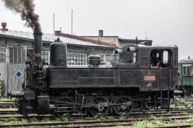 Demiryolunda klasik buhar lokomotifi