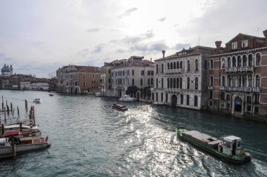 Venedik, İtalya 'daki kanal manzarası