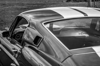 Araba ve spor konsepti. siyah ve beyaz