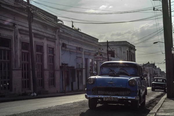 Küba Havana Nisan 219 Havana Küba Sokaklarındaki Arabalar — Stok fotoğraf