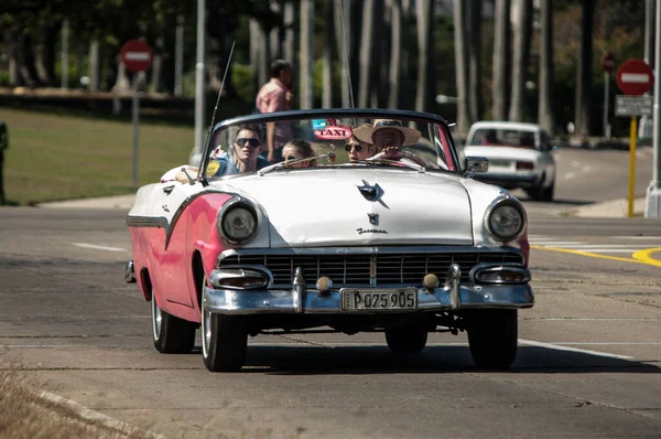 Havana Cuba May American Classic Car Streets Havana — 图库照片