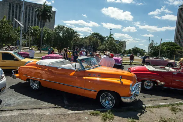 キューバ ハバナ かもしれない 古いハバナのヴィンテージ車 — ストック写真