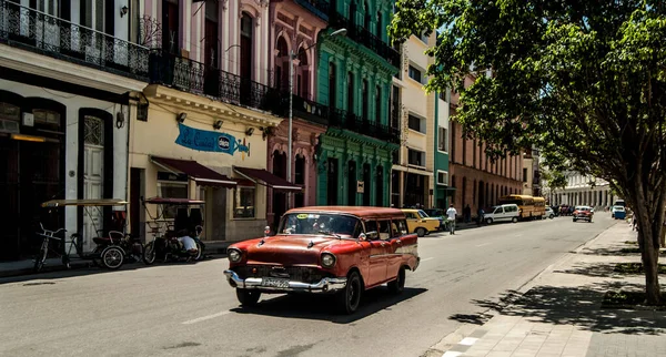 Havana Kuba Juni Veteranbilar Gatorna Den Gamla Staden Havanna — Stockfoto