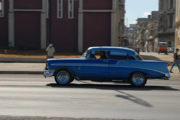Havana Cuba February Vintage Fichan Car Old Havana Streets — стоковое фото