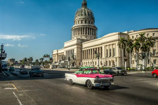 Klasyczne Samochody Hawany Kuba — Zdjęcie stockowe