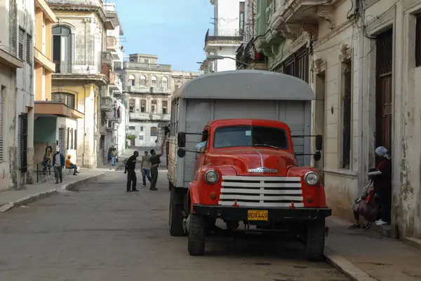 Cuba Havana Φεβρουάριος Παλαιά Ρετρό Αυτοκίνητα Havana Cuba — Φωτογραφία Αρχείου