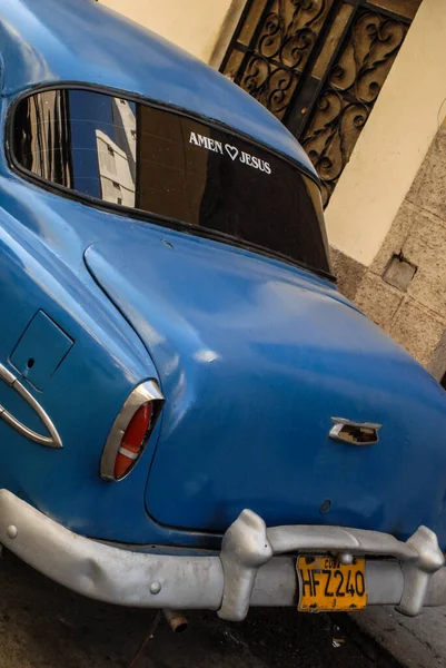 Havana Kuba Februari Blå Bil Gatan Havanna Kuba — Stockfoto