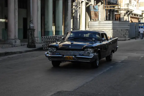 Havana Küba Aralık Aralık Sokaklardaki Eski Araba — Stok fotoğraf