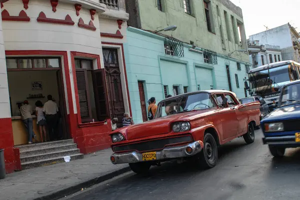 Havana Cuba December 2000 Oude Auto Geparkeerd Straat — Stockfoto