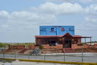 Küba, Küba, 22 Şubat 22 yaşında ve terk edilmiş bir bina.