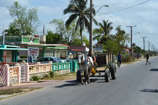 Eski şehrin başkenti. Bölgenin merkezindeki en güzel manzaranın başkenti.