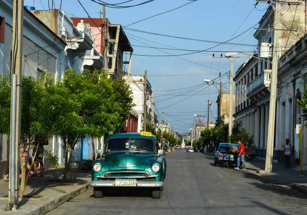 Havana Küba Ocak 017 Havana Sokaklarından Geçen Klasik Arabalar — Stok fotoğraf
