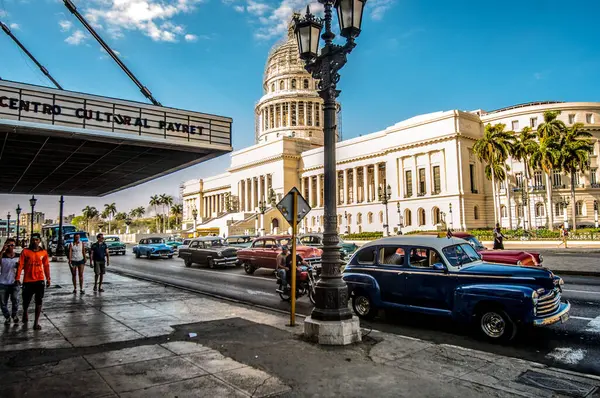 Havana Cuba Março Uma Vista Cidade Velha Vieja Cuba — Fotografia de Stock