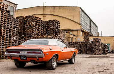 Güçlü araba Dodge Challanger 1970