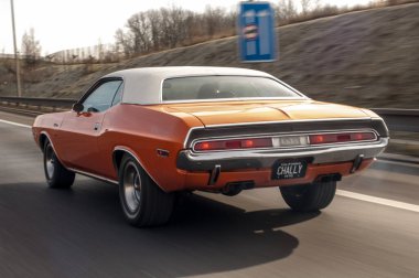 Güçlü araba Dodge Challanger 1970